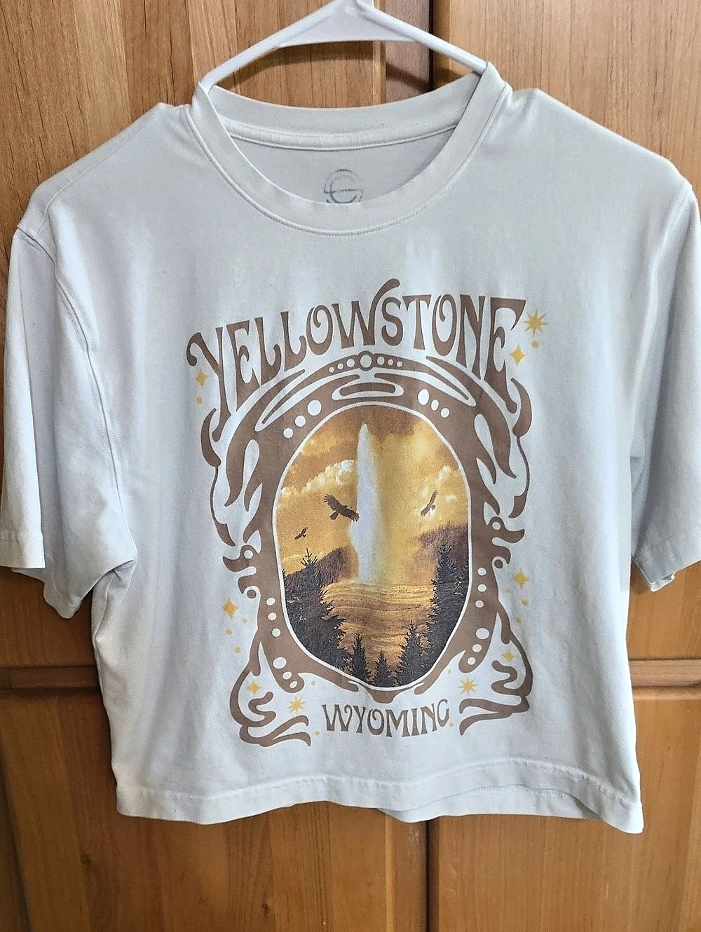 Social Culture Yellowstone Wyoming Graphic Crop Tee